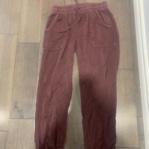 American eagle joggers